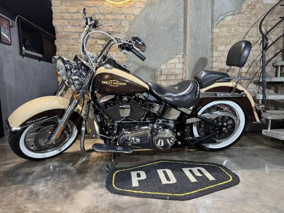 HARLEY-DAVIDSON SOFTAIL DELUXE 